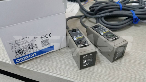 Photoelectric switch