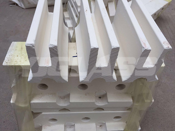 Porcelain in furnace